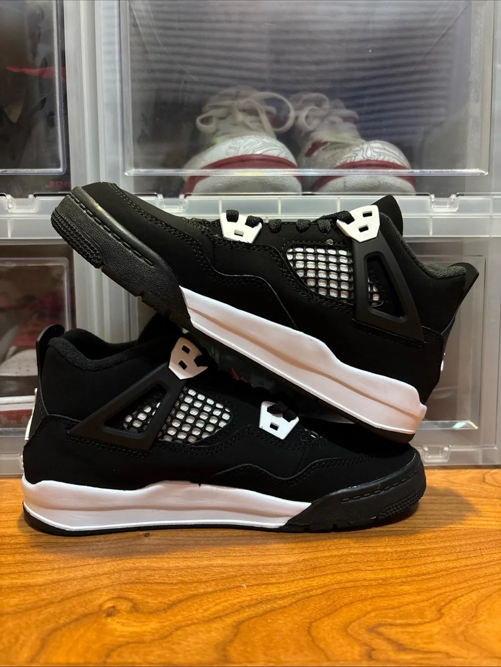 Air Jordan 4 PS White Thunder FV4537-001 Basketball Shoe Sz 2Y/3.5W NWOB B Grade